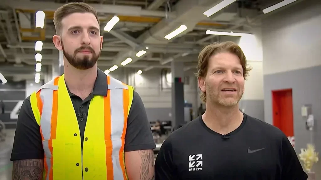 Cody New (Left) and Rick Sauder (Right) pre-interview © CBC Dragon's Den
